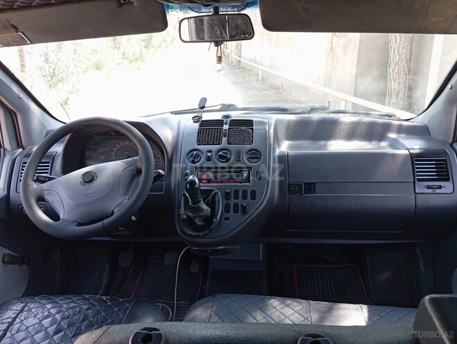 Mercedes Vito 112 CDI-10