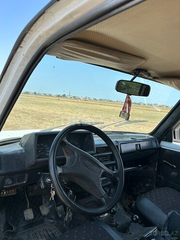 LADA (VAZ) Niva-6