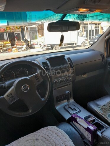 Nissan Pathfinder-10