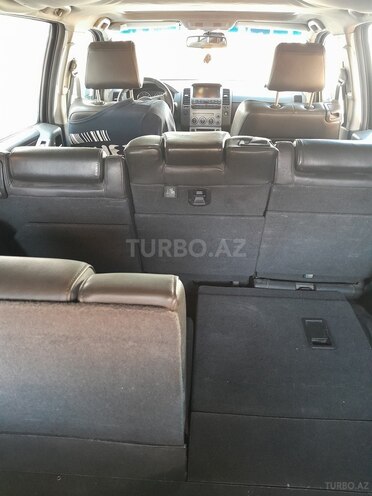 Nissan Pathfinder-8