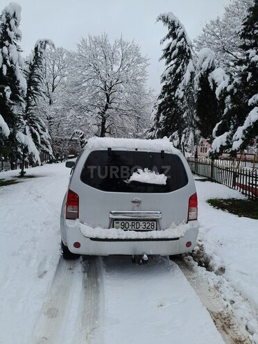 Nissan Pathfinder-3