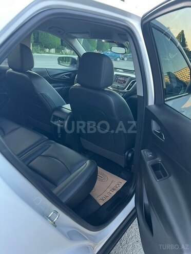 Chevrolet Equinox-10