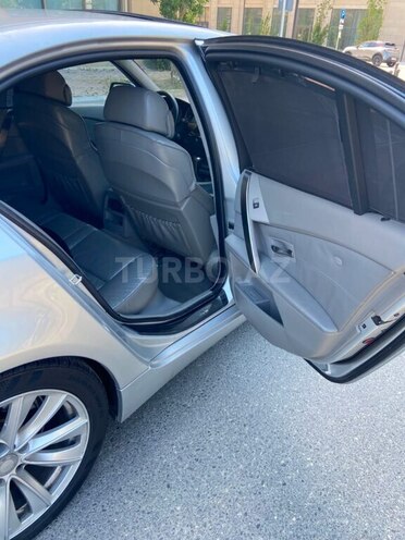 BMW 530-8