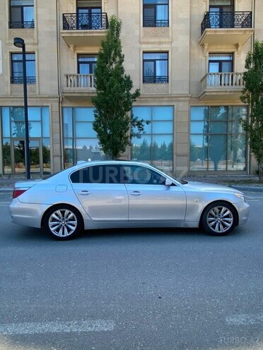 BMW 530-3
