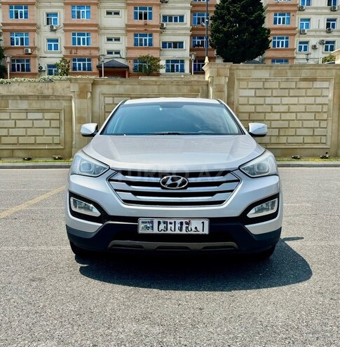 Hyundai Santa Fe-1