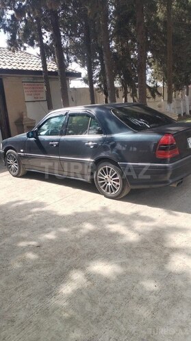 Mercedes C 230-4