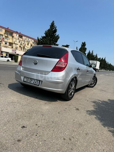 Hyundai i30-8