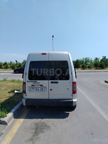 Ford Tourneo Connect-3