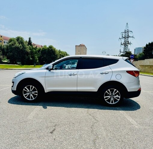 Hyundai Santa Fe-8