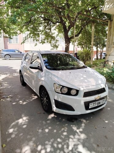 Chevrolet Aveo-3