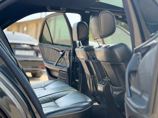 Mercedes E 320-15