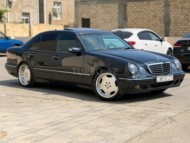 Mercedes E 320-6