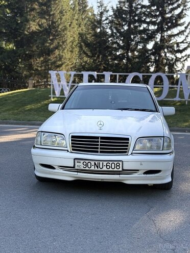 Mercedes C 230-1