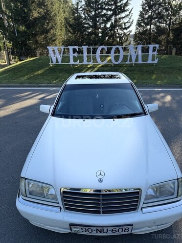 Mercedes C 230-7