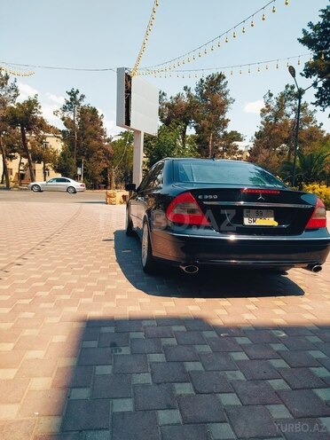 Mercedes E 350-5