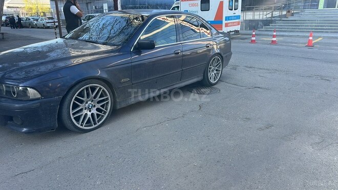 BMW 530-5