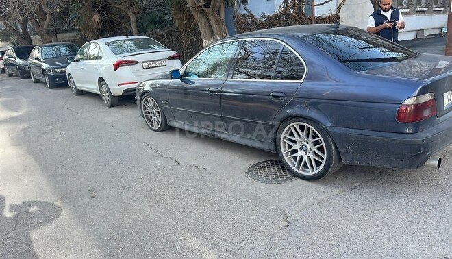 BMW 530-6
