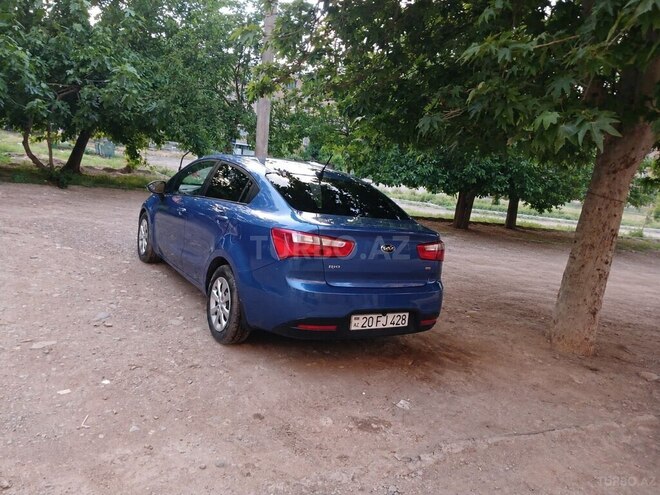 Kia Rio-2