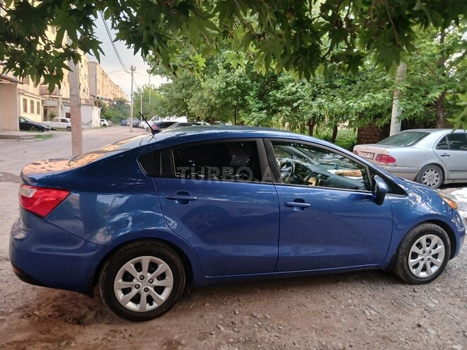 Kia Rio-4