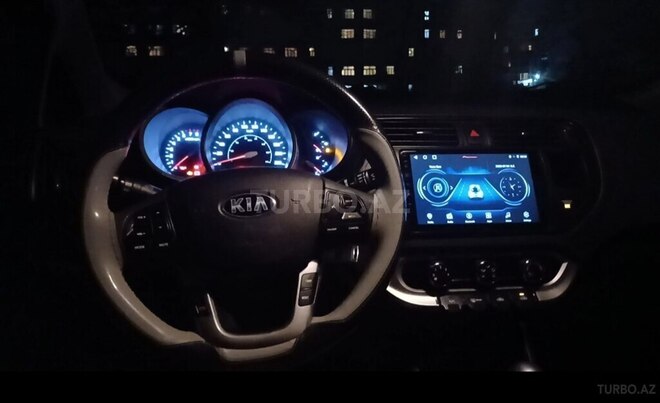 Kia Rio-6