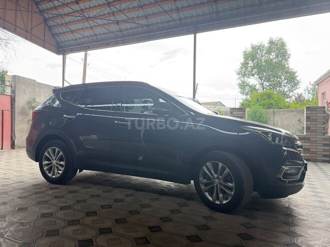 Hyundai Santa Fe-5