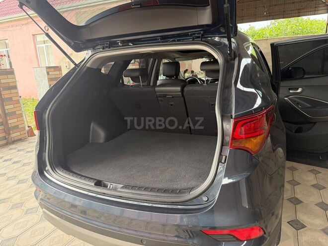 Hyundai Santa Fe-10