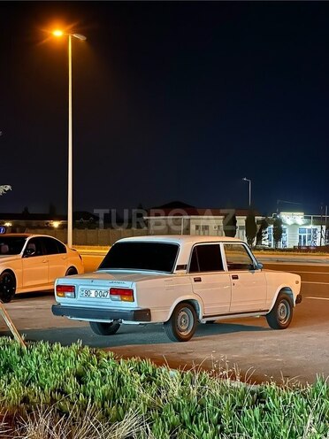 LADA (VAZ) 2107-13