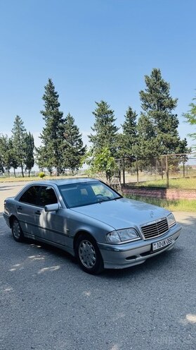 Mercedes C 180-2