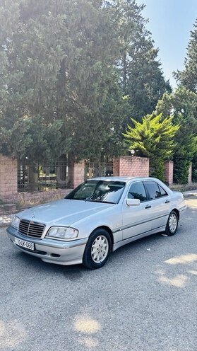 Mercedes C 180-3
