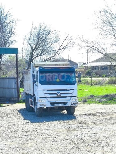 HOWO Sinotruk-1