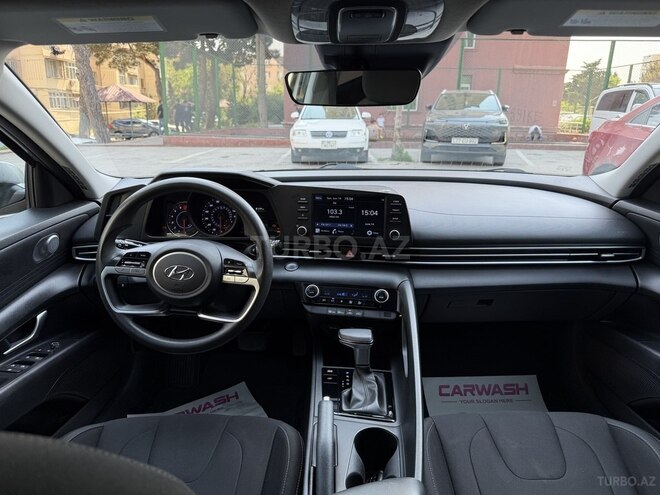 Hyundai Elantra-5