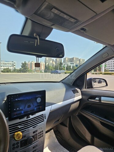 Opel Astra-21