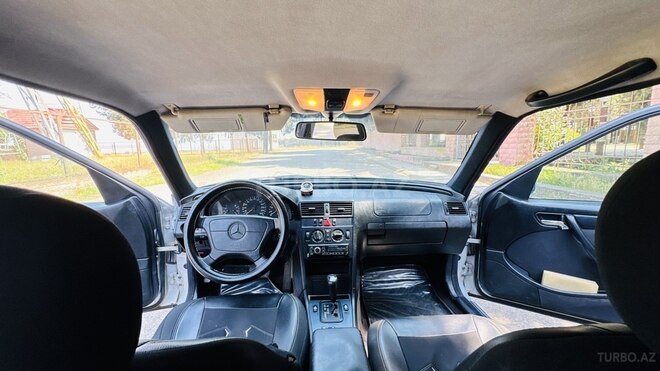 Mercedes C 180-4