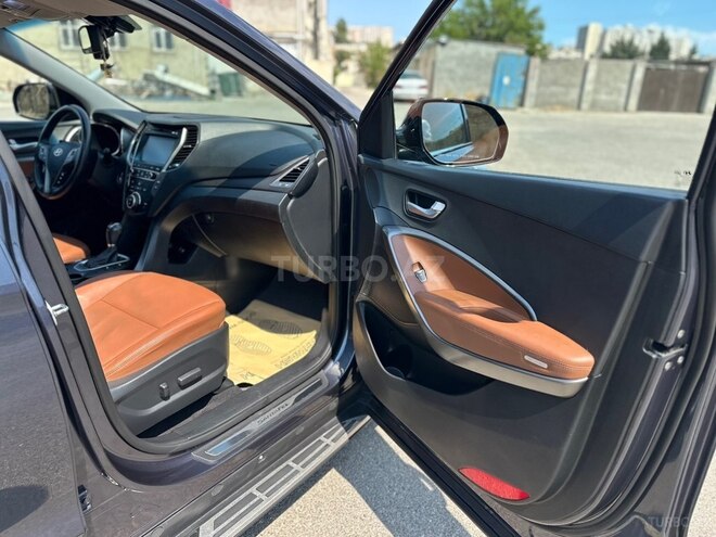 Hyundai Santa Fe-16