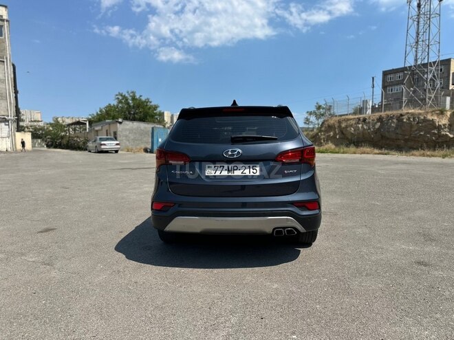 Hyundai Santa Fe-5