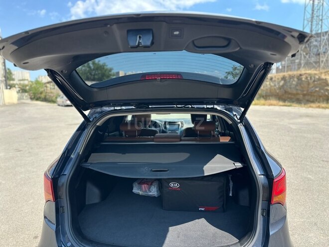 Hyundai Santa Fe-17