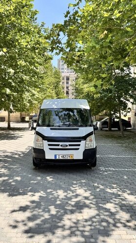 Ford Transit-1