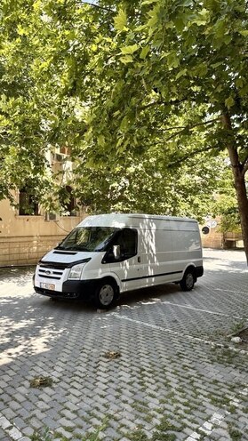 Ford Transit-19