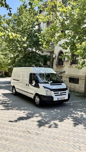 Ford Transit-4