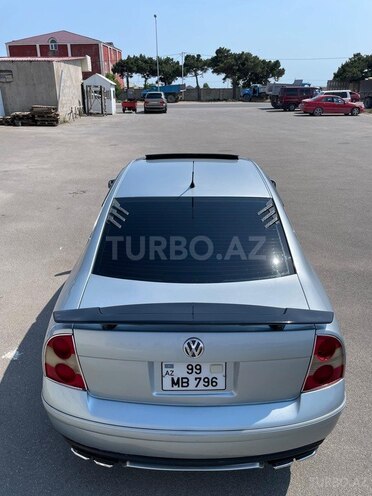 Volkswagen Passat-4