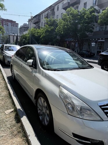 Nissan Teana-2