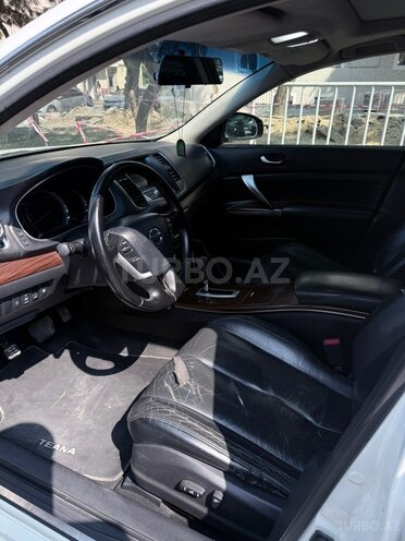 Nissan Teana-4