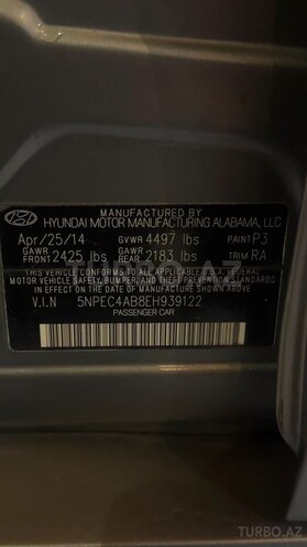 Hyundai Sonata-16