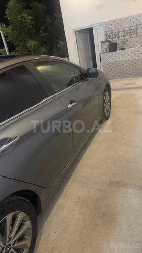 Hyundai Sonata-9