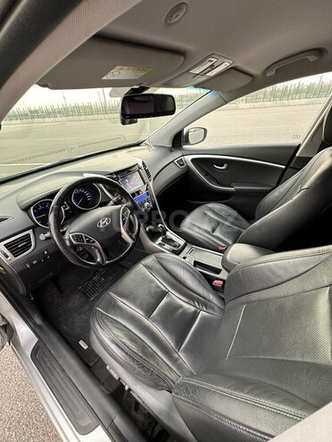 Hyundai i30-3