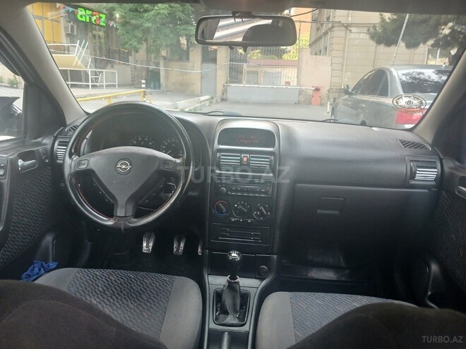 Opel Astra-2