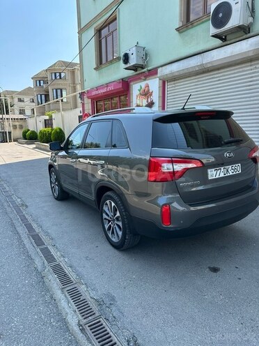 Kia Sorento-7