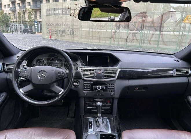 Mercedes E 220-5