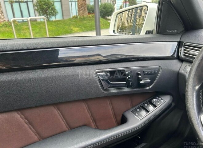 Mercedes E 220-6