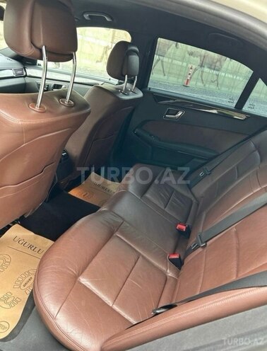 Mercedes E 220-7